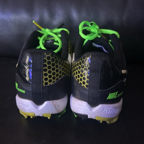 Bassball Nike Diamond Nike Fast Flex Cleats size 5.5 - Picture 2 of 7